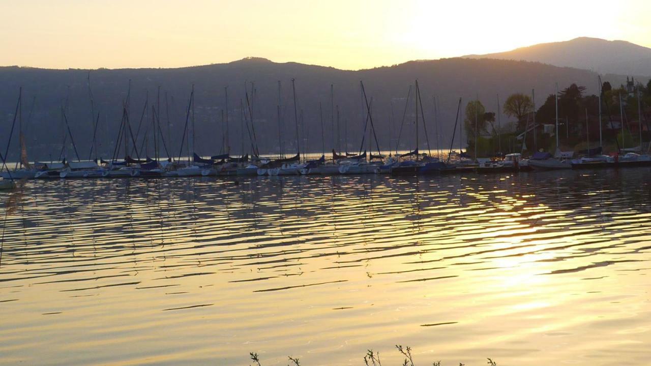 The Gulf Villa - Lago Maggiore Monvalle Kültér fotó